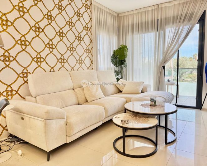 Image No.3-3 Bed Townhouse for sale