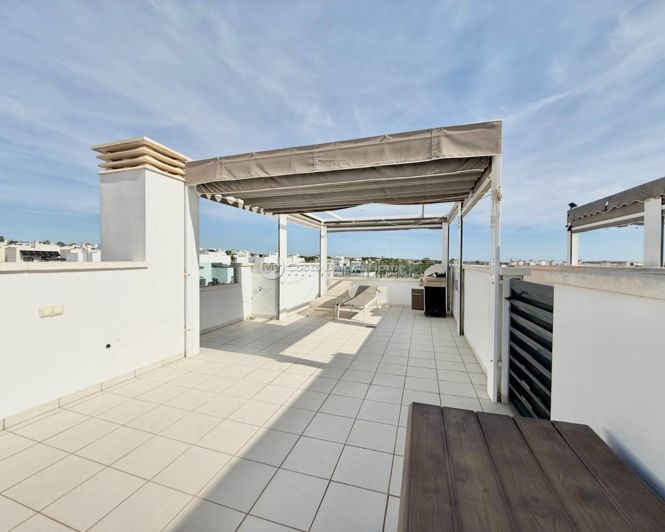 Image No.33-3 Bed Townhouse for sale