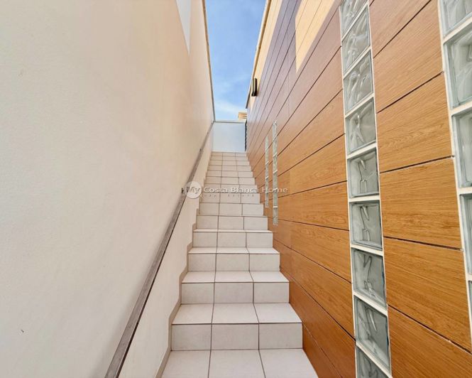 Image No.34-3 Bed Townhouse for sale