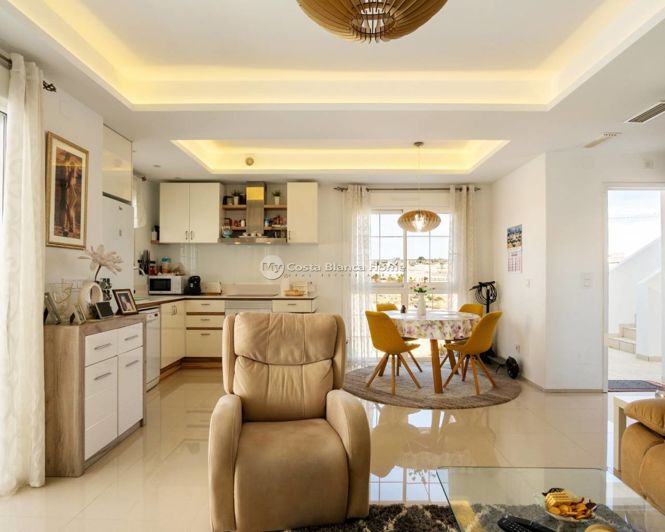 Image No.8-2 Bed Apartment for sale