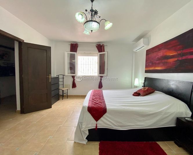 Image No.26-3 Bed Villa for sale