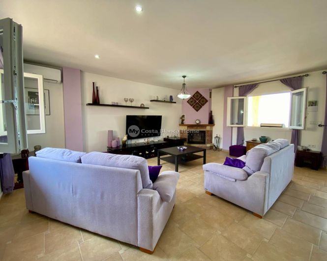 Image No.5-3 Bed Villa for sale