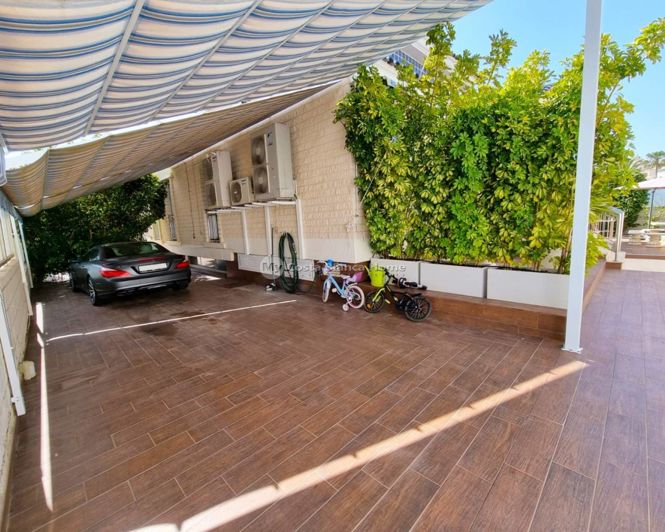 Image No.23-5 Bed Villa for sale