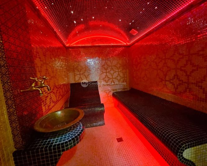 Image No.7-5 Bed Villa for sale