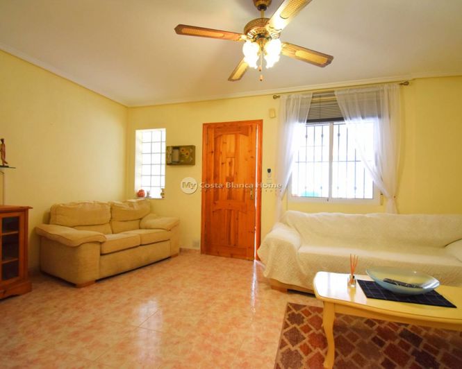 Image No.7-2 Bed Property for sale