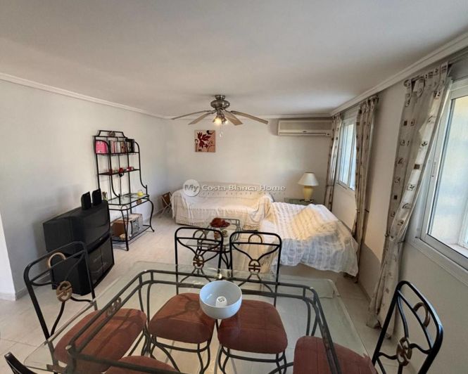 Image No.24-5 Bed Property for sale