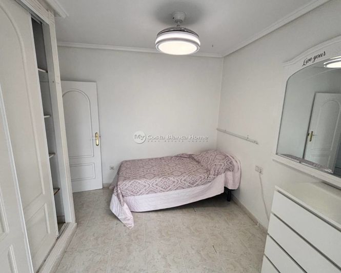 Image No.25-2 Bed Townhouse for sale