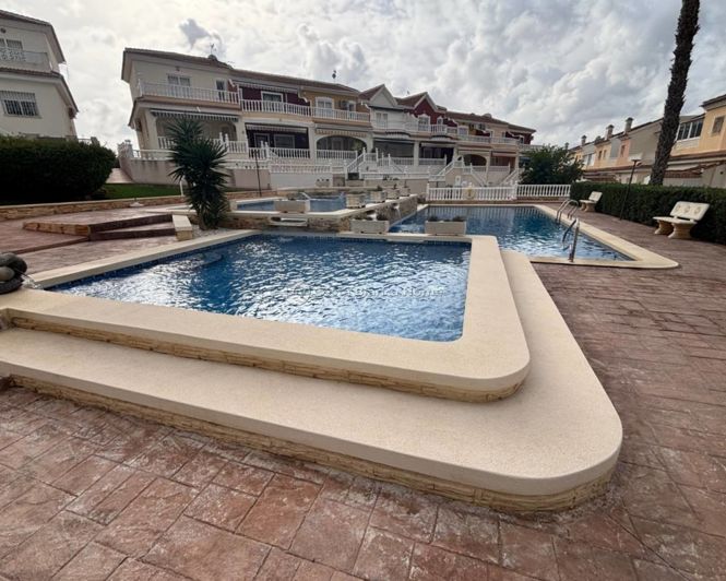 Image No.6-2 Bed Townhouse for sale