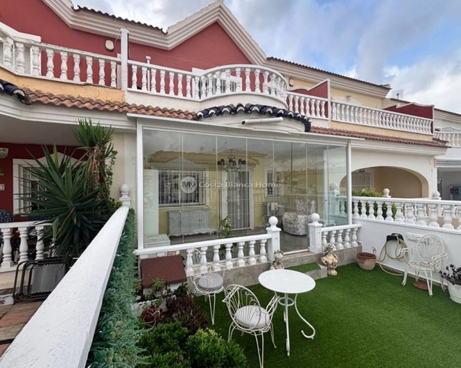 Image No.7-2 Bed Townhouse for sale