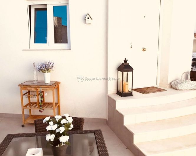 Image No.9-6 Bed Property for sale