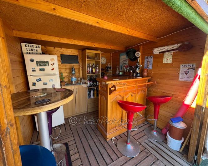 Image No.20-3 Bed Villa for sale