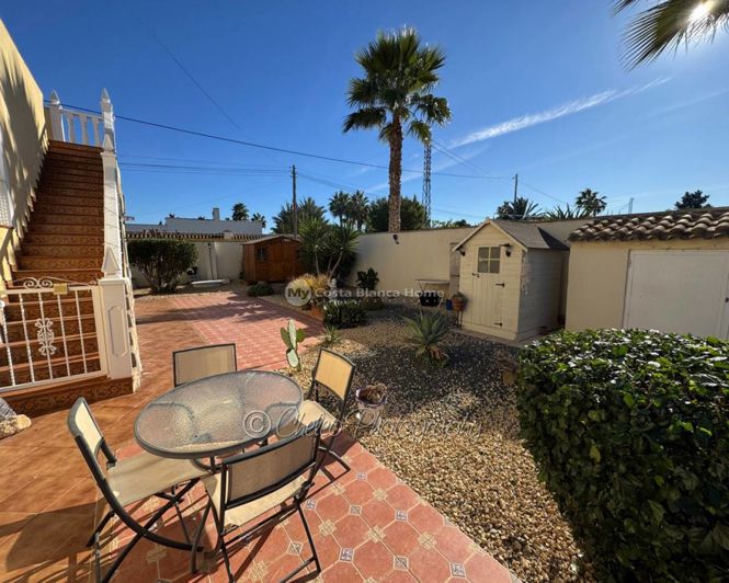 Image No.13-3 Bed Country House for sale