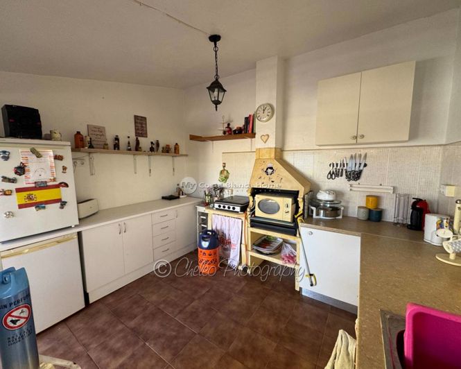 Image No.18-3 Bed Country House for sale