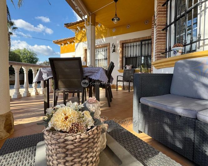 Image No.26-3 Bed Country House for sale