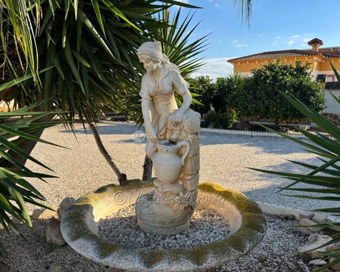 Image No.27-3 Bed Country House for sale