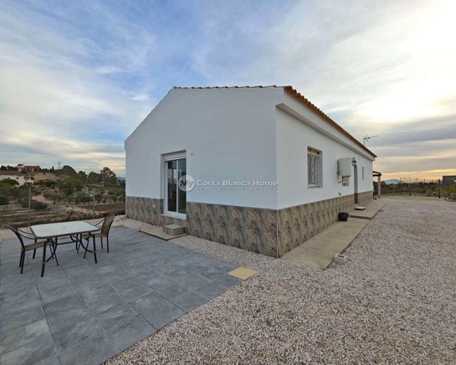 Image No.15-Maison de campagne de 3 chambres à vendre à Fortuna