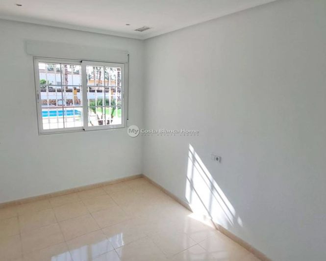 Image No.8-3 Bed Villa for sale