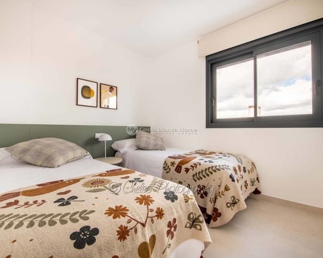 Image No.10-3 Bed Townhouse for sale