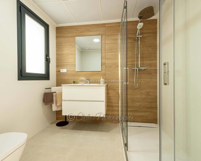 Image No.11-3 Bed Townhouse for sale