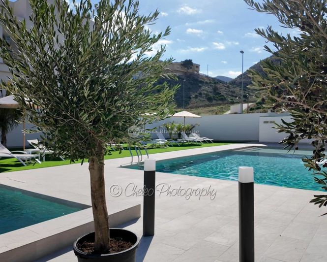 Image No.25-3 Bed Townhouse for sale