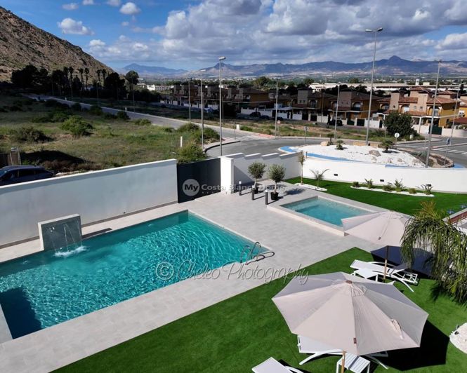 Image No.26-Maison de ville de 3 chambres à vendre à Cox