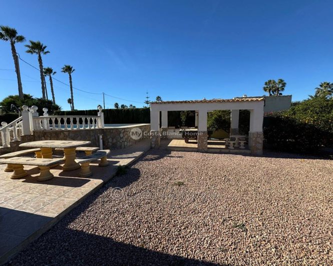 Image No.17-3 Bed Villa for sale