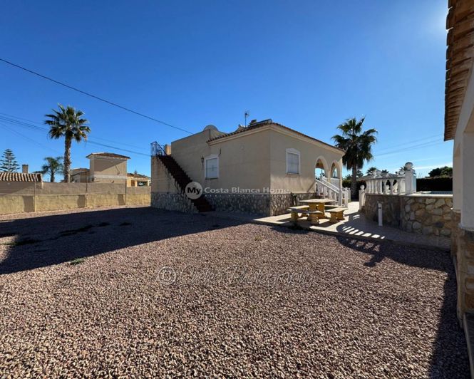 Image No.18-3 Bed Villa for sale