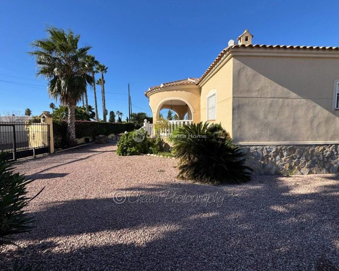 Image No.19-3 Bed Villa for sale