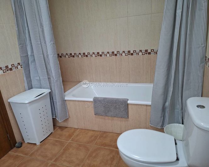 Image No.15-5 Bed Villa for sale