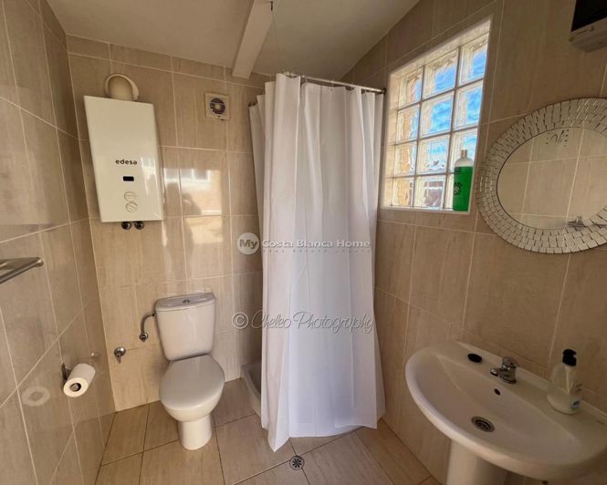 Image No.25-5 Bed Villa for sale