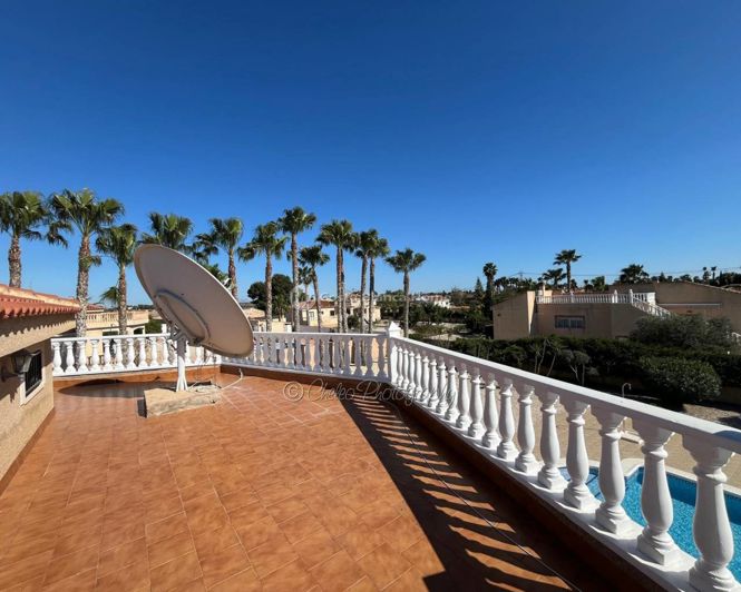 Image No.29-5 Bed Villa for sale