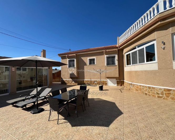 Image No.32-5 Bed Villa for sale
