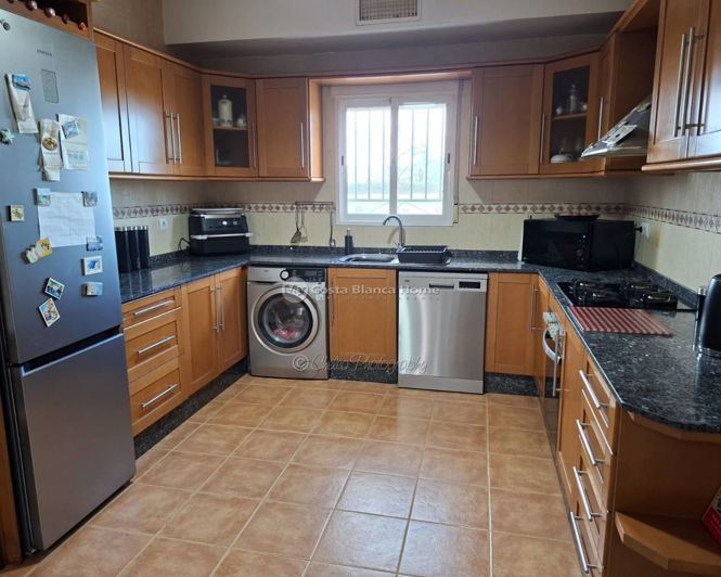 Image No.7-5 Bed Villa for sale