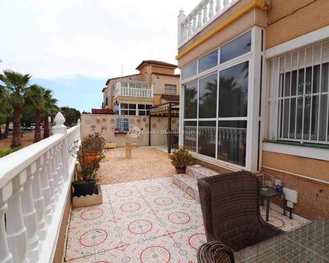 Image No.28-3 Bed Villa for sale