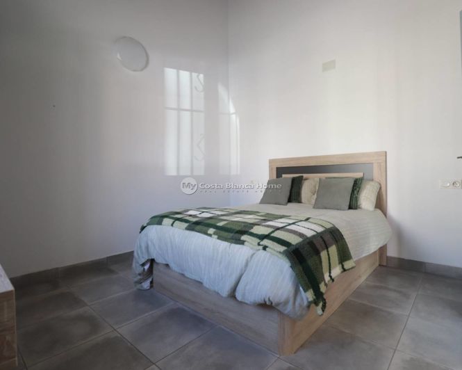 Image No.11-2 Bed Bungalow for sale