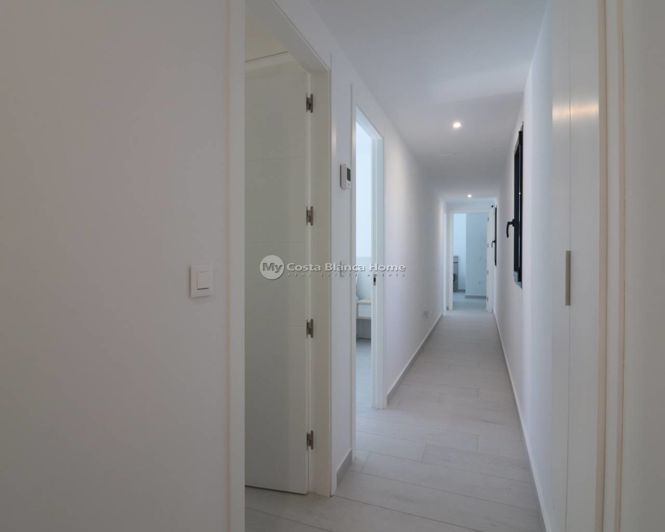 Image No.12-3 Bed Villa for sale