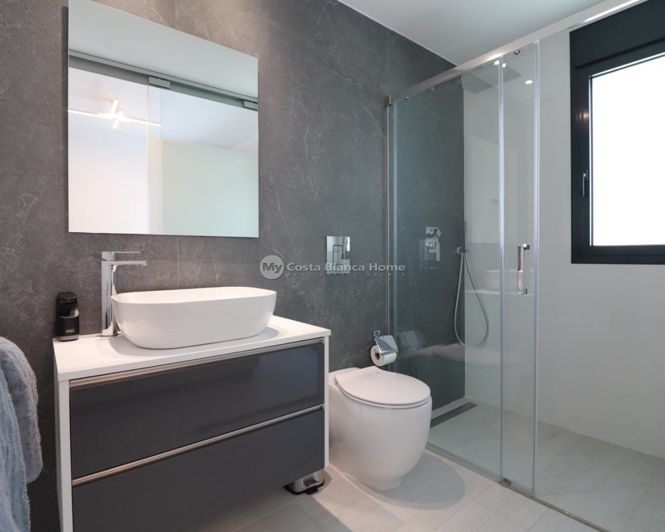 Image No.15-3 Bed Villa for sale