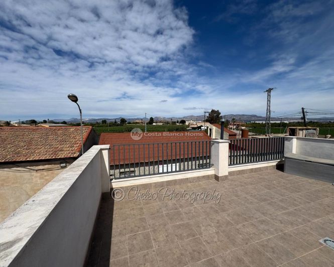 Image No.14-2 Bed Townhouse for sale