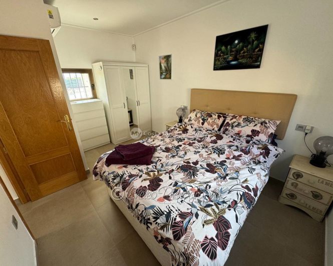 Image No.4-2 Bed Townhouse for sale
