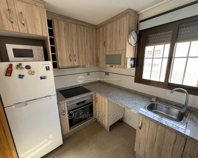 Image No.5-2 Bed Townhouse for sale