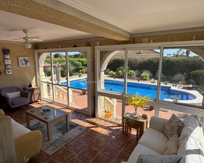 Image No.2-3 Bed Villa for sale