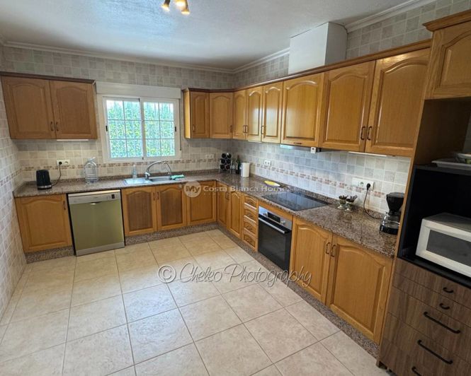 Image No.20-3 Bed Villa for sale