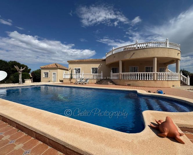 Image No.39-3 Bed Villa for sale