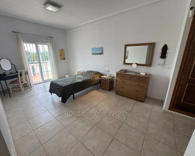 Image No.8-3 Bed Villa for sale