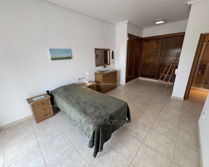 Image No.9-3 Bed Villa for sale