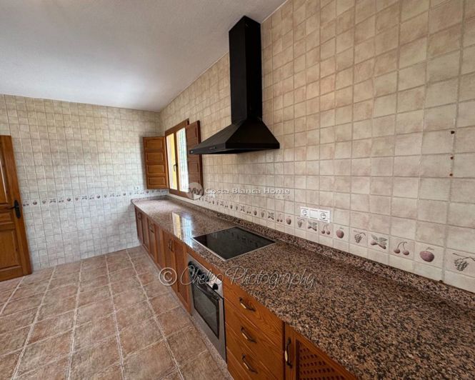 Image No.16-4 Bed Country House for sale