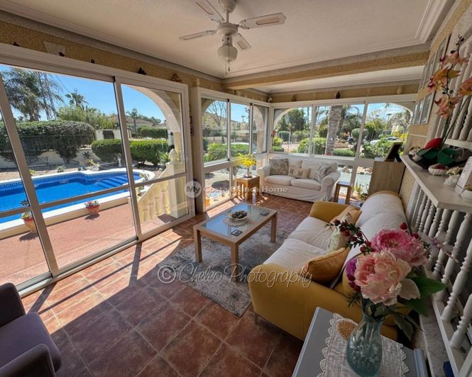 Image No.19-3 Bed Country House for sale