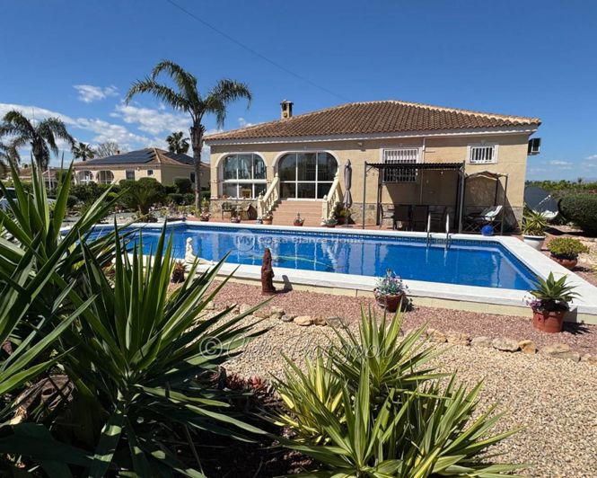 Image No.41-3 Bed Country House for sale