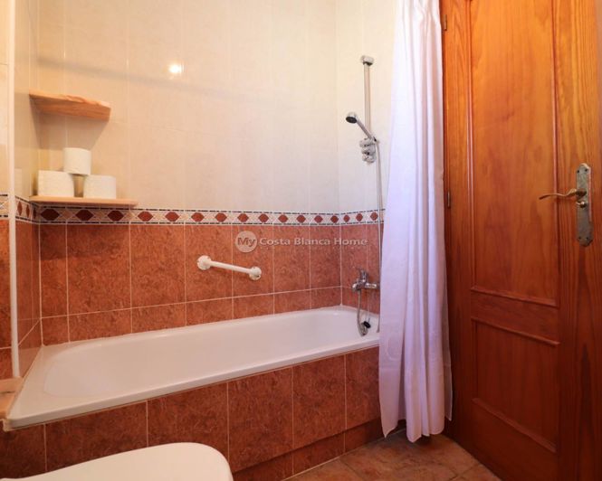 Image No.25-3 Bed Villa for sale