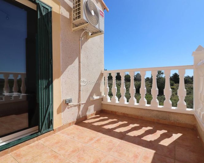 Image No.29-3 Bed Villa for sale